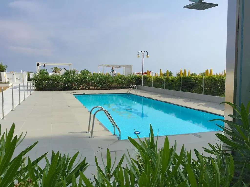 Sea Beach Apartment Lido di Jesolo 0*,  Italia