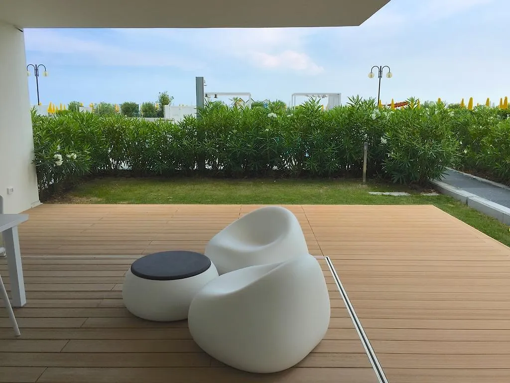 Sea Beach Apartment Lido di Jesolo Italia