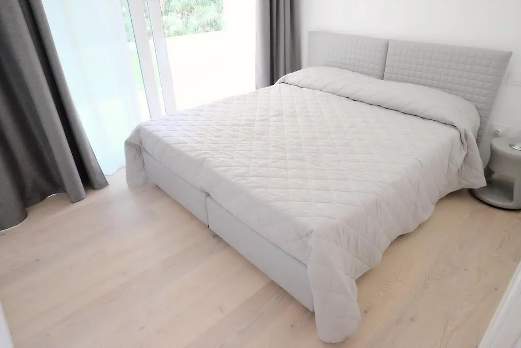 Sea Beach Apartment Lido di Jesolo 0*,