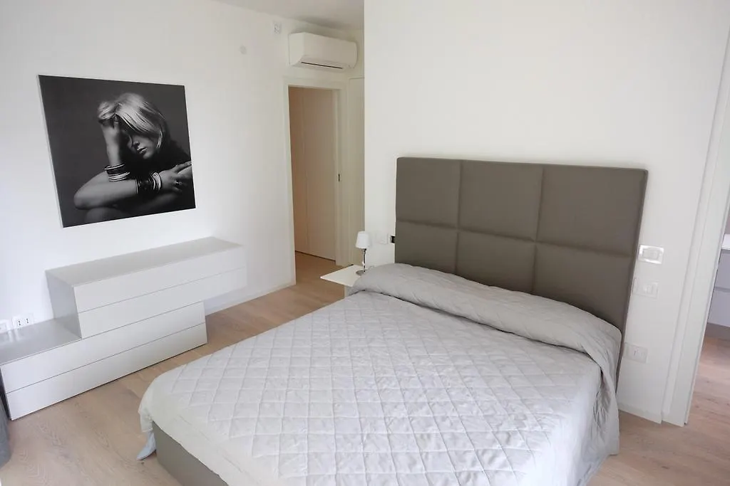 Sea Beach Apartment Lido di Jesolo Italia