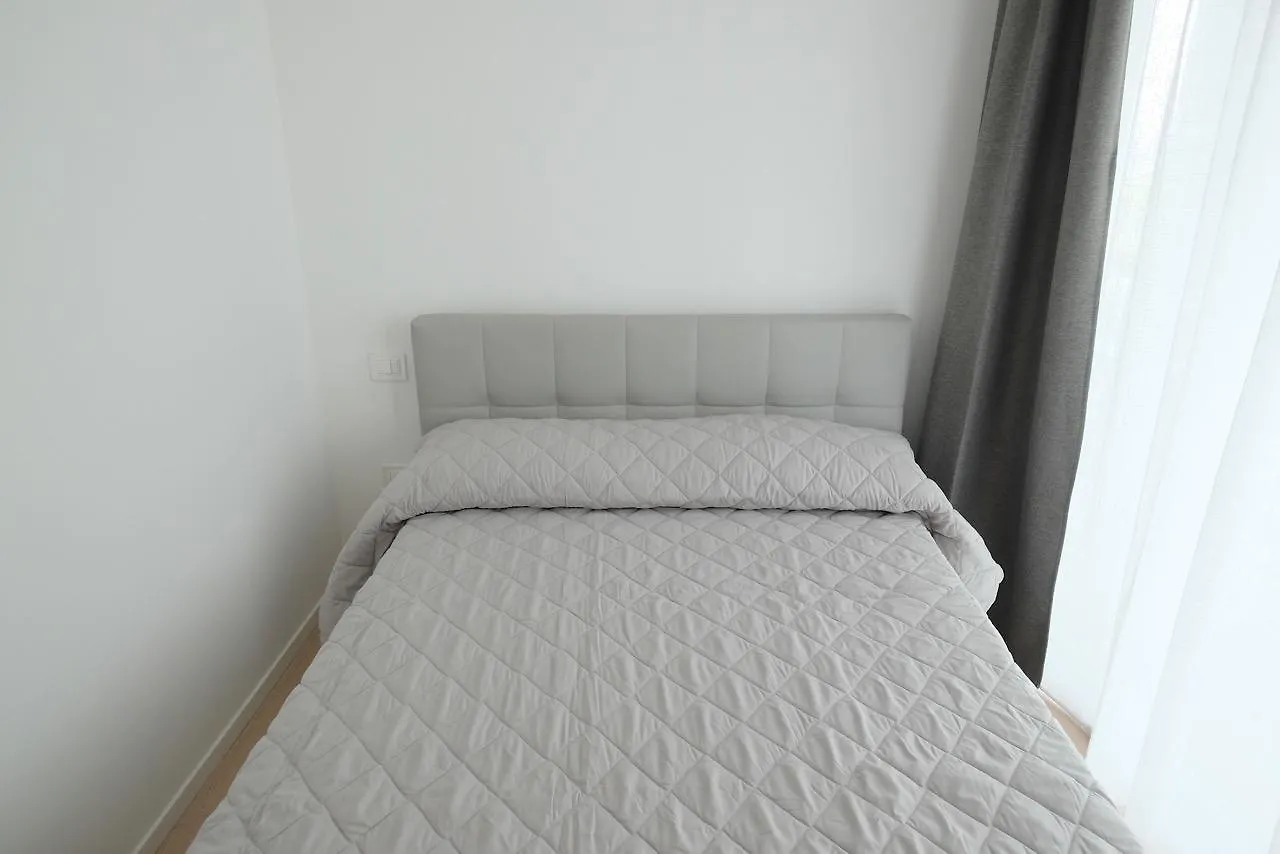 Sea Beach Apartment Lido di Jesolo Italia