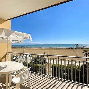 Apartment Fronte Mare-carraro Immobiliare - Family, Lido di Jesolo